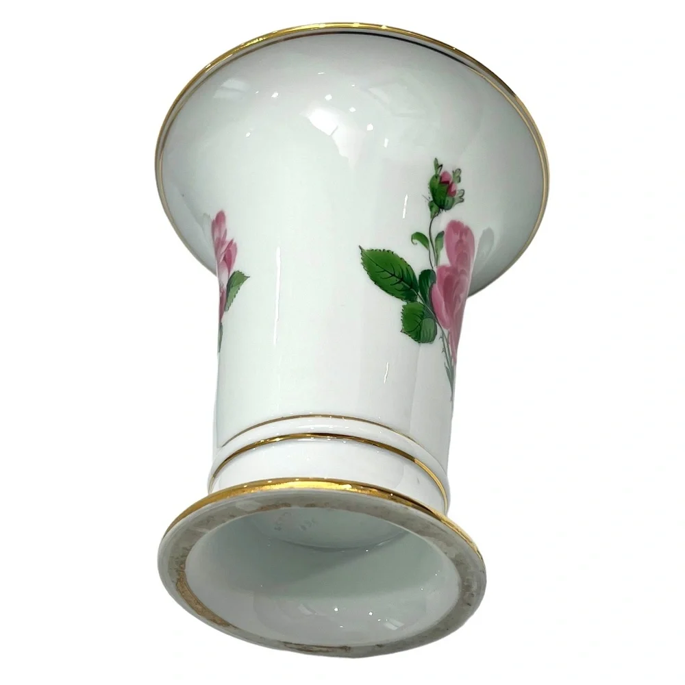 VINTAGE MEISSEN PORCELAIN ROSE VASE #Q22(6)